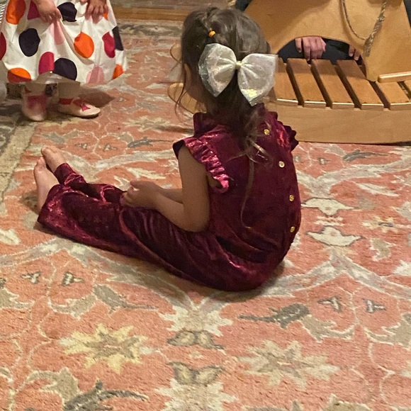 Genuine Kids From OshKosh Jumpsuit - Picture 2 of 7